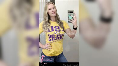 The Country hotwife
