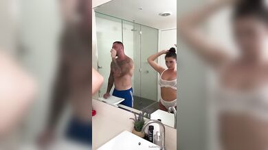 Onlyfans Isabelle Eleanore, Shower Sex Tape With Boyfriend