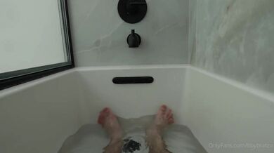 Elly Clutch, Zoey Luna, Threesome Fuck Onlyfans Video Leaked