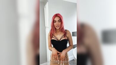 ObliviaMaeBae, Real Estate Agent Wants Her House Sold Onlyfans Video Leaked