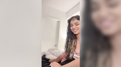 Layladeline, Fucks Her Roommate Onlyfans Video Leaked