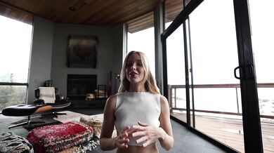 Caroline Zalog, Blonde Babe Showing Off Her Perfect Butt Onlyfans Video Leaked