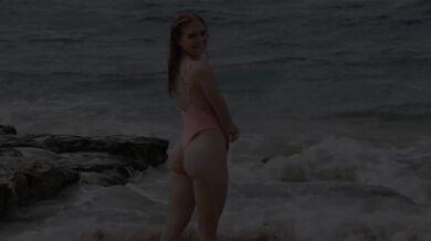 Thelittlered, Outdoor Balcony Homemade Sextape Onlyfans Video Leaked