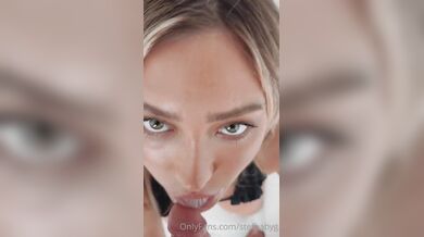 Stefanie Knight, Blonde Babe Christmas Blowjob POV Sextape Onlyfans Video Leaked