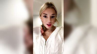 Breckie Hill, Blonde Teen Boob Flash Onlyfans Video Leaked