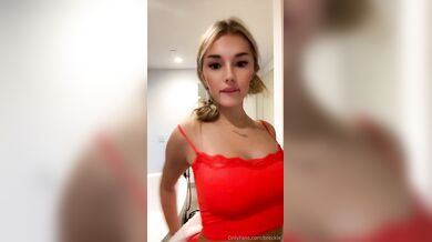Breckie Hill, Blonde Teen Boob Flash Onlyfans Video Leaked