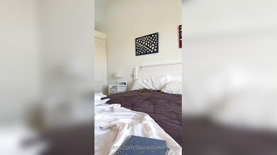 Laura Sommaruga, Purple Bikini JOI Onlyfans Videl Leaked