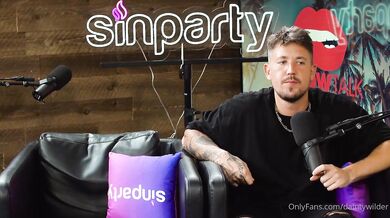 Dainty Wilder, Horny Teen Squirting On Demand During Podcast Onlyfans Video Leaked