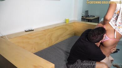 Antonio Mallorca, CatchingGoldDiggers, Colombian Teen Getting Plowed by Stud Onlyfans Video Leaked
