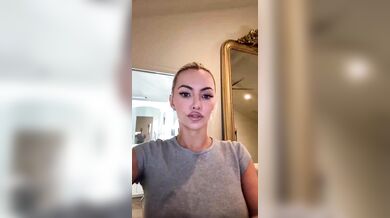 Lindsey Pelas, Chrstmas Lingerie Try-On-Haul Onlyfans Video Leaked