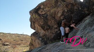 Thedesertvixen - Hiking sex