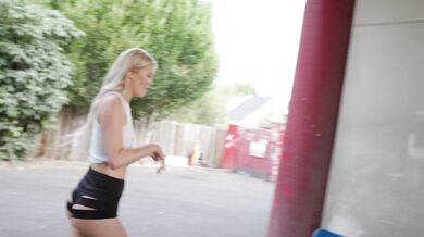 Kaylee Killion, Nude Washing At The Car Wash Onlyfans Video Leaked