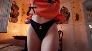 Caroline Zalog, Sexy Tease And Nipslip Onlyfans Video Leaked