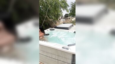 Isla Summer, Outdoor Hot Tub Facial POV Sextape Onlyfans Video Leaked