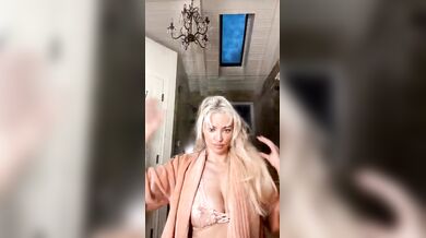 Lindsey Pelas, Sexy Lingerie Nipslip Live Stream Onlyfans Video Leaked