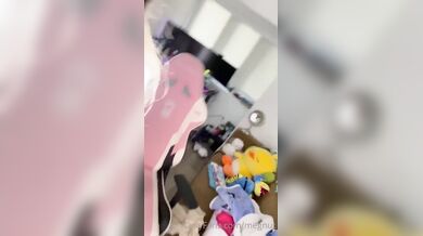 Megnutt02, Hot Babe Topless Tease Onlyfans Video Leaked