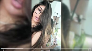Mia Khalifa, Arab Babe in Her Glasses And Topless Onlyfans Video Leaked