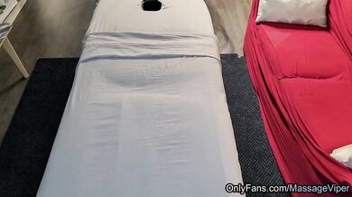 Massage Viper, Mixed Asian Client Masturbates To Her Masseur Onlyfans Video Leaked