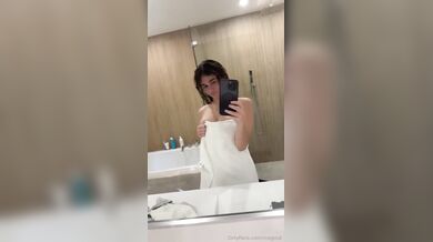 Megnutt02, Post Shower Naked Tease Onlyfans Video Leaked