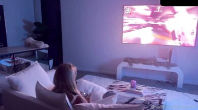 Lilylanes, Gamer Girl Gets Fucked While Gaming Onlyfans Video Leaked