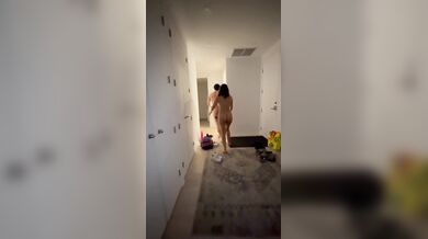 MILF FUCKED BY AN ARAB