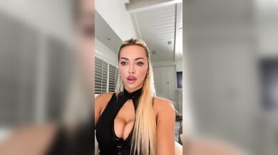 Lindsey Pelas, Blonde Babe With Big Natural Tits Sexy Lingerie Try-On-Haul Onlyfans Video Leaked
