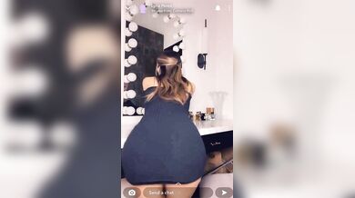 Lyna Perez, Live Stream Spanking And Teasing Her Big Ass Onlyfans Video Leaked