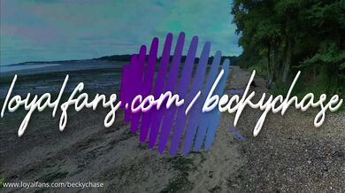 BeckyChase - outdoor2