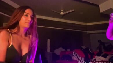 Poonam Pandey, Indian Thicc Babe Playing With Boyfriend On Live Stream Onlyfans Video Leaked