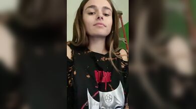 Megnutt02, Flashing And Squeezing Her Big Natural Tits  Onlyfans Video Leaked