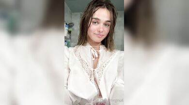 Megnutt02, Big Natural Titty Bathroom Bounce Onlyfans Video Leaked