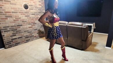 Summer starz - Wonder woman