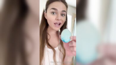 Megnutt02, Sexy Teen Bunny Hoping And Teasing Her Big Natural Tits Onlyfans Video Leaked