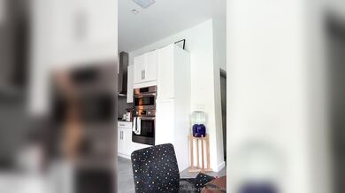 Mia Khalifa, Hot Arab Babe Morning Routine Live Stream Onlyfans Video Leaked