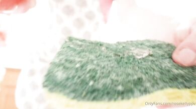 Rose Kelly, Home Cleaning Vlog Onlyfans Video Leaked