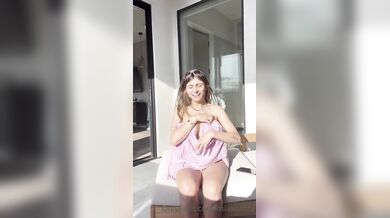 Mia Khalifa, Hot Arab Babe Topless Balcony Tease Onlyfans Video Leaked