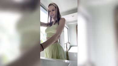 Ashley Matheson, Sexy Pajama Flashing Her Naked Tits Bong Hit Onlyfans Video Leaked