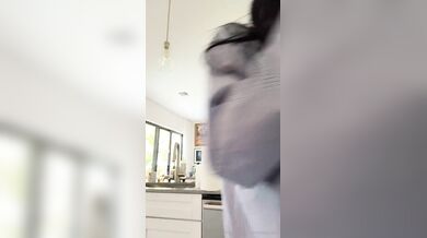 Mia Khalifa, Morning Pajama Hot Body Tease Onlyfans Video Leaked