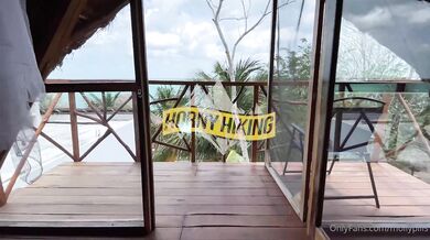 Molly Pills, Horny Hiking, Swinger Couple Sharing A Unicorn Ffm Threesome Onlyfans Video Leaked