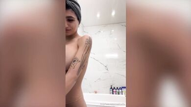 Mia Khalifa, Naked Facial Nipslip In The Bathroom Onlyfans Video Leaked