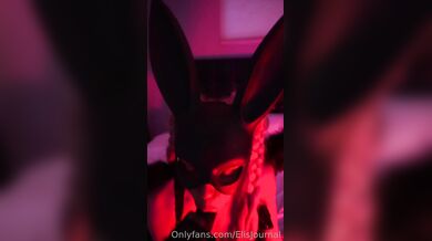 Kristen Hancher, Masked Babe Black Dildo Masturbation Onlyfans Video Leaked
