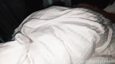 Railey Diesel, Waking Her Up For A Quick Anal Fuck Onlyfans Video Leaked