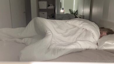 Utahjaz, Amateur Midnight Bedsheets Orgasm Quickie Onlyfans Video Leaked