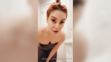Bree Essrig, Redhead After Shower Naked Tit Tease Onlyfans Video Leaked