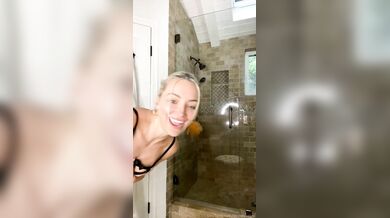 Lindsey Pelas, See-Through Fishnet Lingerie Try-On-Haul Livestream Onlyfans Video Leaked