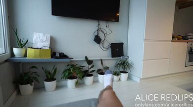 Aliceredlips, Blonde Slut Sucking A Big Cock Onlyfans Video Leaked