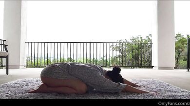 Alinity, Sexy Naked Yoga Tease Onlyfans Video Leaked