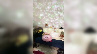 Dare Taylor, Getting Naked From Her Red Dress Onlyfans Video Leaked