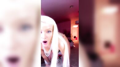 Linsey Donovan, Red Lingerie Livestream Tease Onlyfans Video Leaked