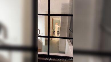 Daisy Keech, Voyeur Peeping Tom View Naked Shower Tease Onlyfans Video Leaked